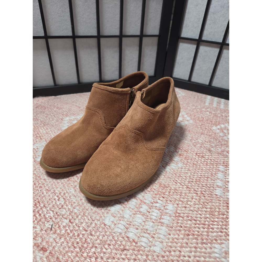 Michelle D Academic Prep sz 7.5 Tan Suede Ankle Booties Block Heel Almond Toe